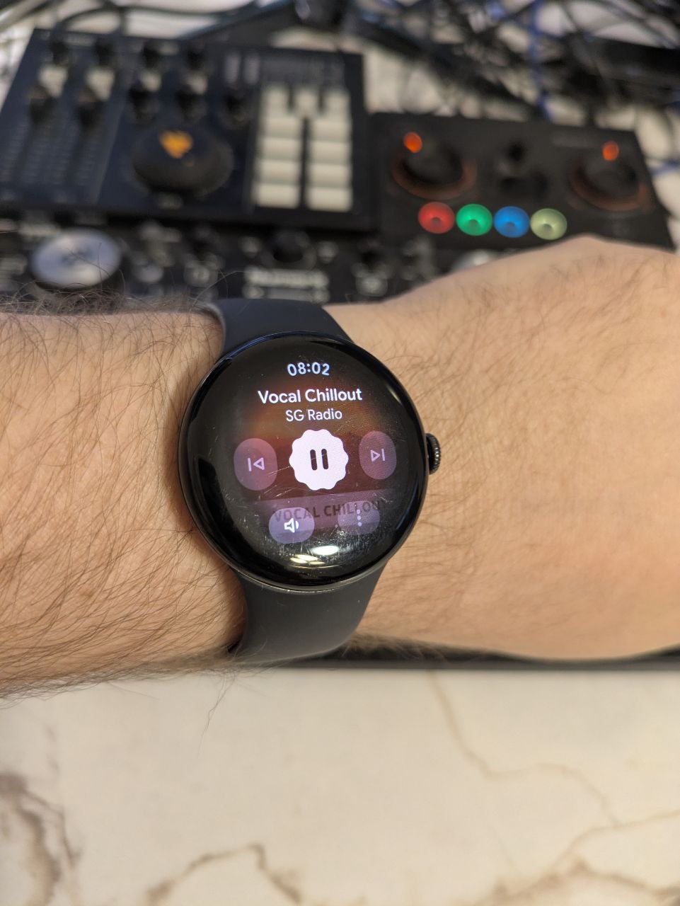 Radio on smartwatch
